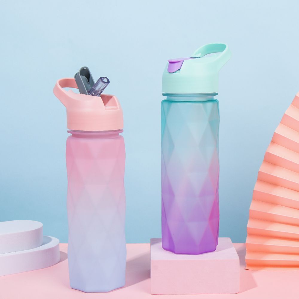 ⁦Colorful Water Bottle for Gym & Work 650 ml⁩ - الصورة ⁦7⁩
