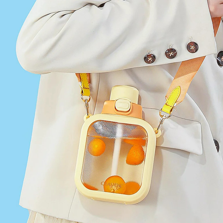 Kids Square Shape Flask with Straw & Strap for Easy Holding 700 ml