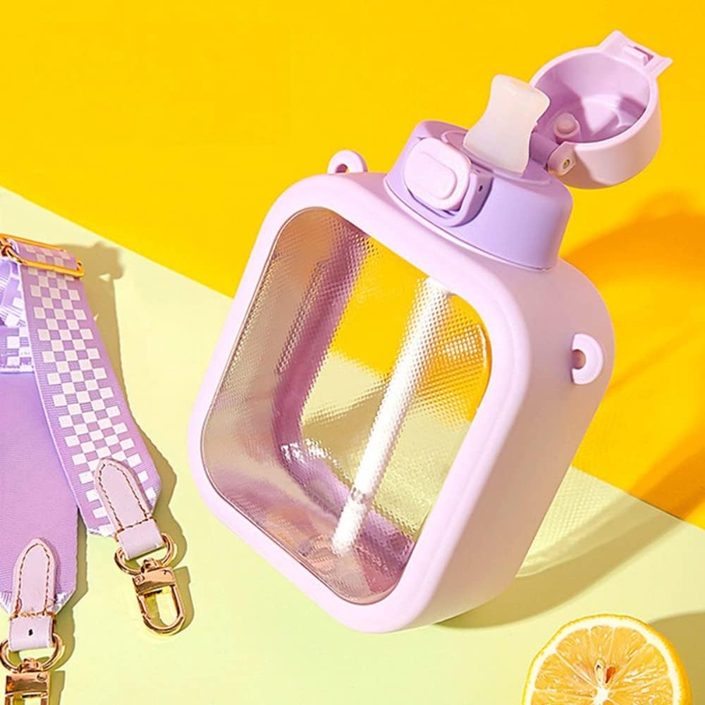 Kids Square Shape Flask with Straw & Strap for Easy Holding 700 ml - الصورة 4