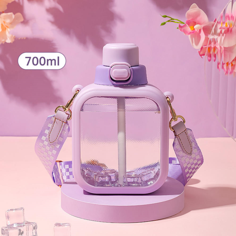 Kids Square Shape Flask with Straw & Strap for Easy Holding 700 ml - الصورة 7