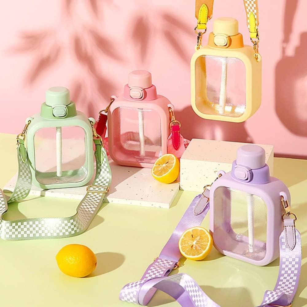 Kids Square Shape Flask with Straw & Strap for Easy Holding 700 ml - الصورة 11