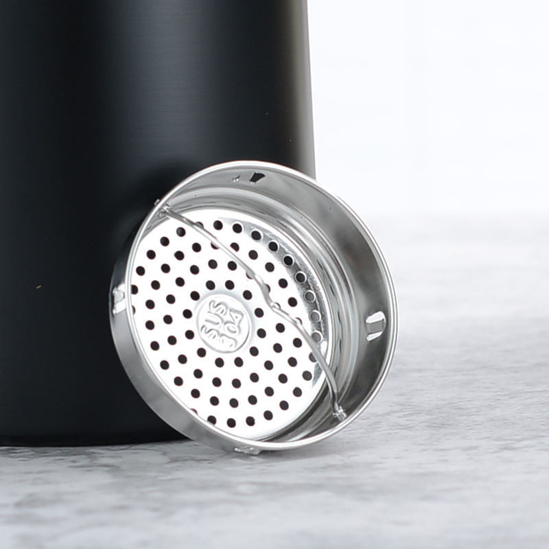 ترمس حراري محمول استانليس ستيل 1000 ملي بغطاء محكم الغلق و مصفاه للسفر والرحلات والتخييم - الصورة 6