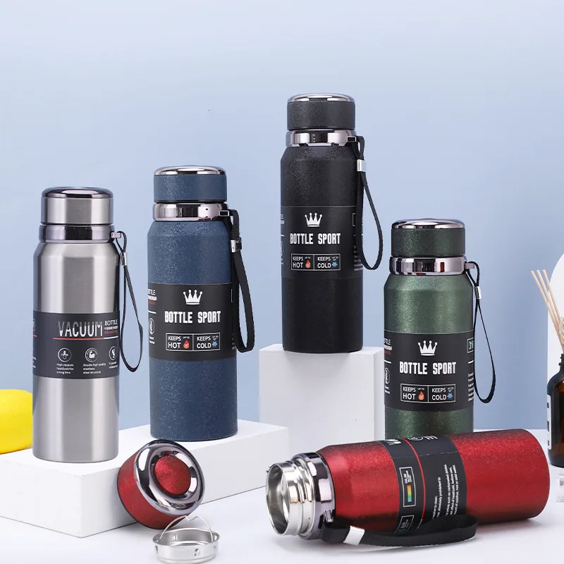 ترمس حراري محمول استانليس ستيل حافظ لحرارة المشروبات حتي 12 ساعة 800 ملي بغطاء محكم الغلق و مصفاه للسفر والرحلات - الصورة 2