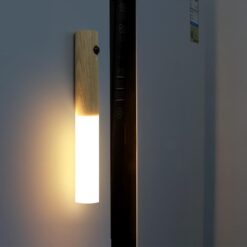 Alternative view of مصباح وكشاف ليد انيق سينسور مغناطيسي بلزق دبل فيس قوي لإضاءة الممرات والسلالم والدواليب بوصلة يو اس بي