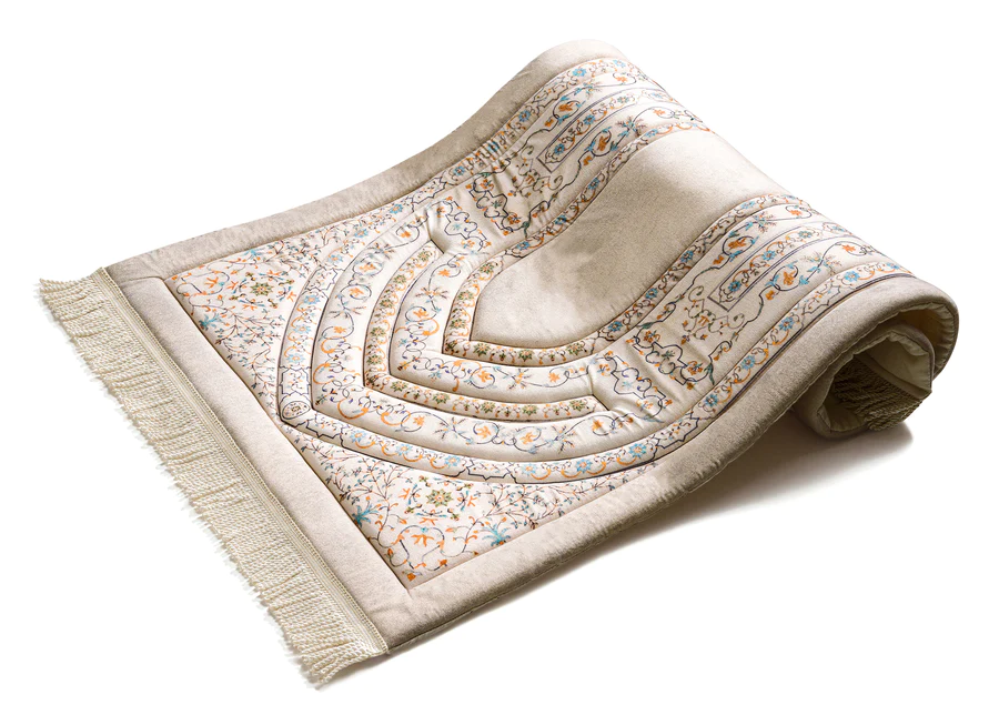 سجادة صلاة مبطنة بالإسفنج باللون الأبيض الملكي بديزاين اسلامي مميز - الصورة 3