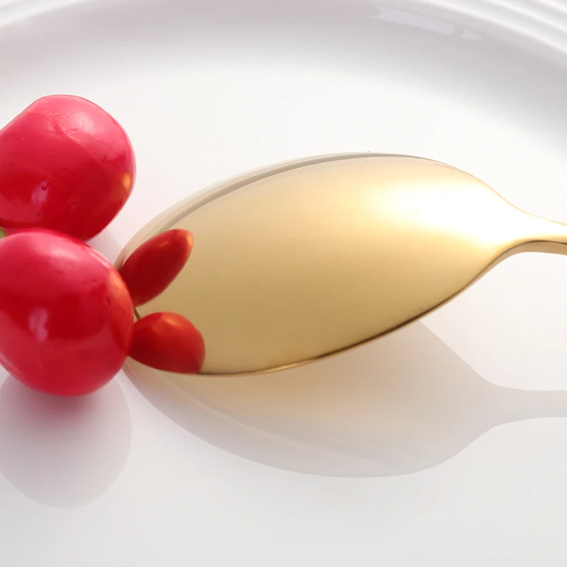 طقم معالق استانليس ستيل 6 قطع جولد بمقبض باللون الأسود الملكي - الصورة 4