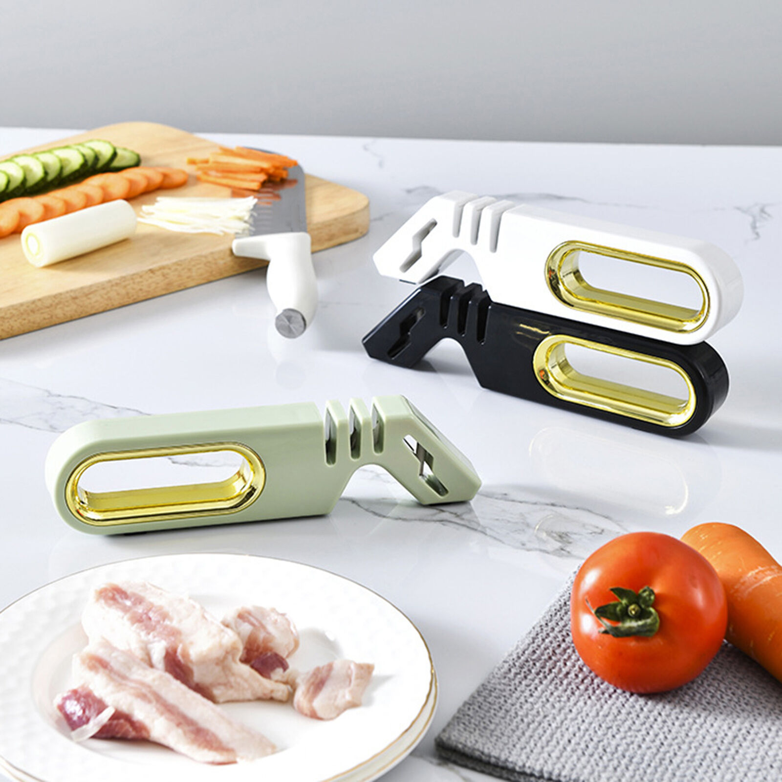 مسن يدوي 4 في 1 للسكاكين والمقصات ب 3 درجات مختلفة ومقبض يد لسهولة الأستخدام - الصورة 8