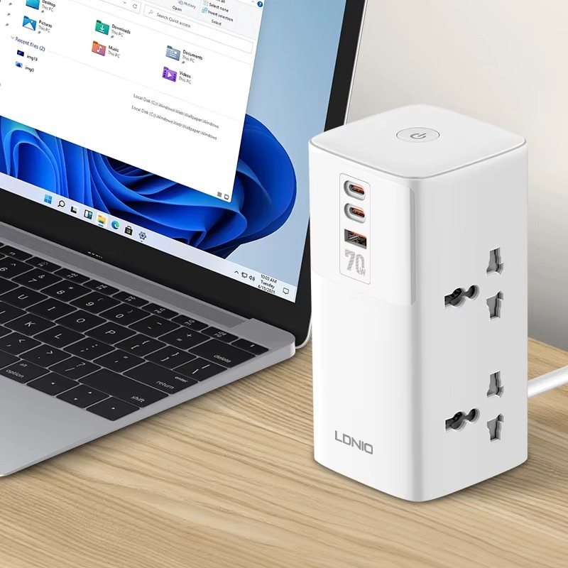 ⁦بقوة 2500 واط USB ومنفذ Type_C مشترك كهربائي وشاحن ب 4 منافذ للفيش و منفذين⁩ - الصورة ⁦3⁩