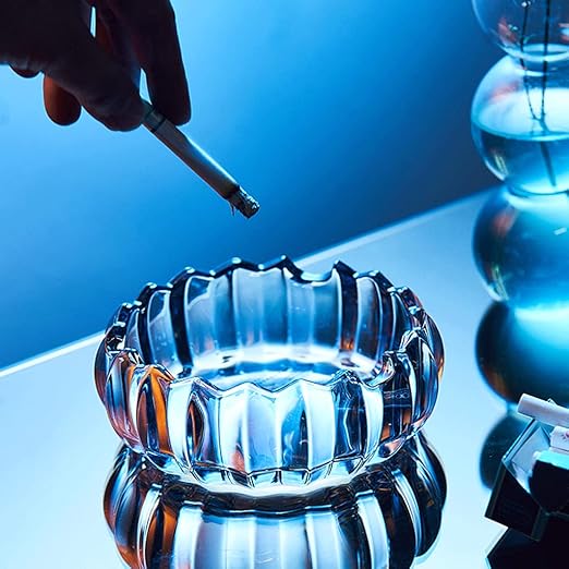 طفاية سجائر زجاج كريستالي مضلع _ باللون الاسود الفاميه - الصورة 5