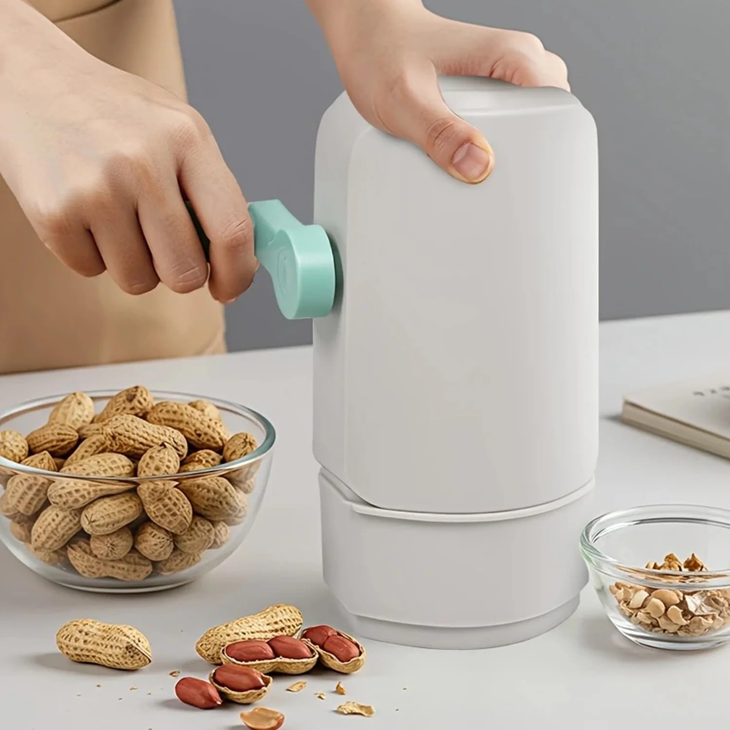 أداة يدوية لتقشير الفول السوداني والمكسرات - الصورة 4