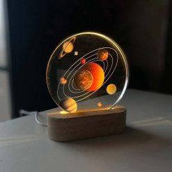 Alternative view of بلورة ثلاثية الابعاد زجاجية شفافة على شكل المجموعة الشمسية بقاعدة خشبية