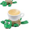 كوستر على شكل سلحفاة ثلاثية الأبعاد بتعبير مضحك عند وضع الكوب
