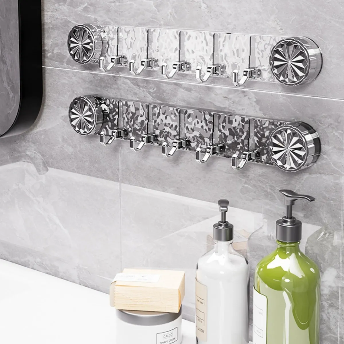 شماعة حوائط أكريليك شفاف ب 5 هوك لتعليق الملابس والحقائب - الصورة 8