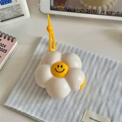 Alternative view of منظم لحبوب وكبسولات الدواء والفيتامينات بتصميم وردة 5 خانات للسفر والخروج